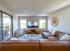 The Sunset Apartment on Orealla